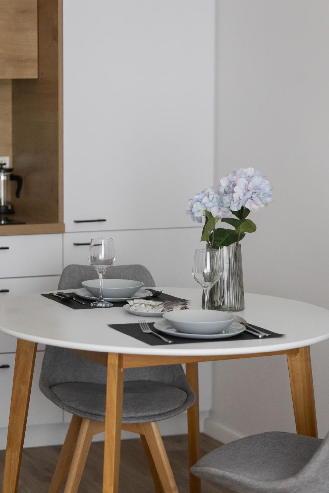 Przymorze Pretty & Pets Allowed By Renters