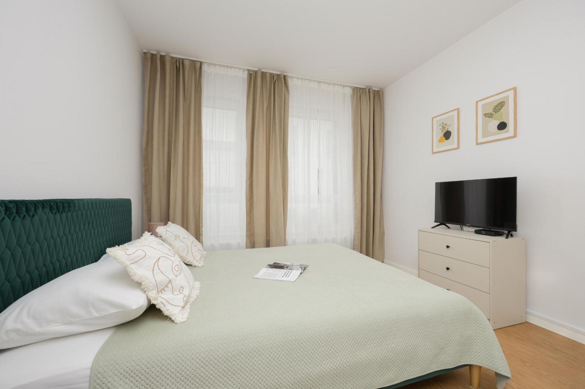 Przymorze Pretty & Pets Allowed By Renters *
